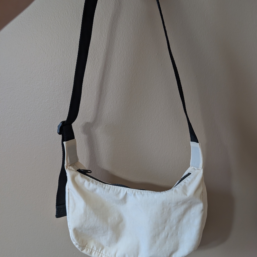 Baggu Small Crescent Ivory